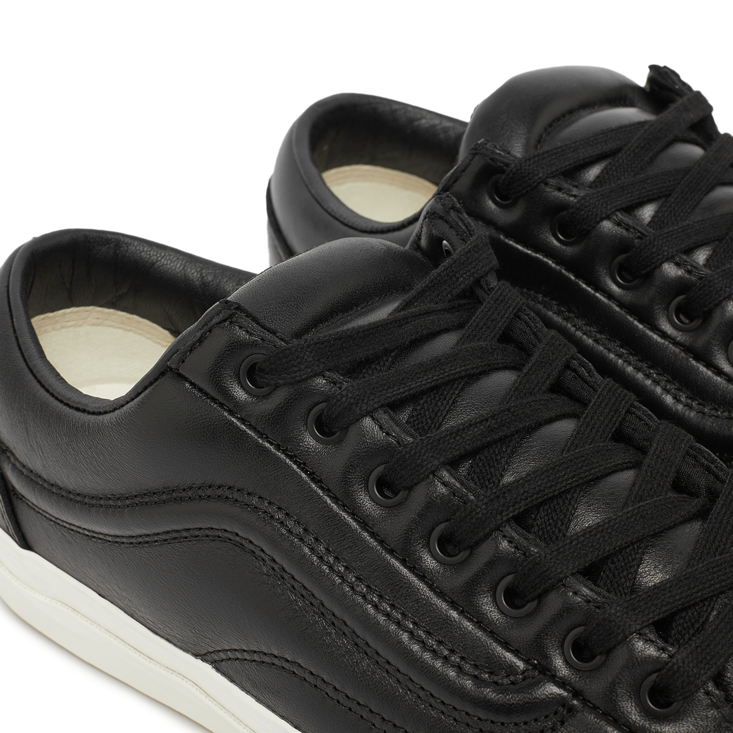 Buy Vans OTW Old Skool 36 Foam in black | VN000D52BLK at solebox